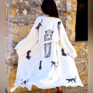 WHITE LEOPARD KAFTAN/KIMONO…NWT
